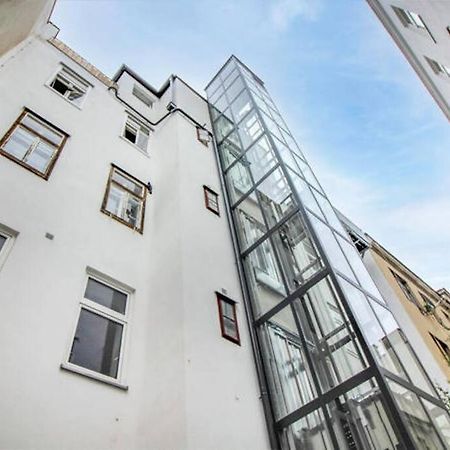 Luxury 2-Floor Rooftop Apartment With Terrace In The City Center Vienne Extérieur photo