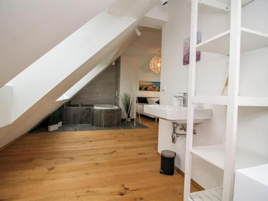 Luxury 2-Floor Rooftop Apartment With Terrace In The City Center Vienne Extérieur photo