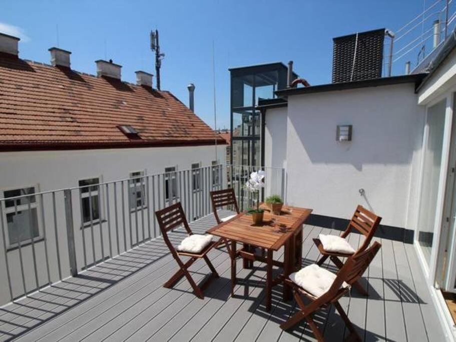 Luxury 2-Floor Rooftop Apartment With Terrace In The City Center Vienne Extérieur photo